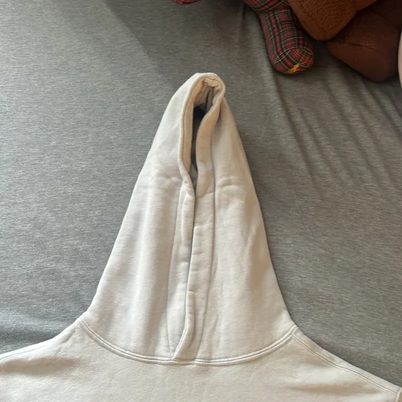 TRADED Old Navy Garment Dyed Hoodie - Picture 4 of 16